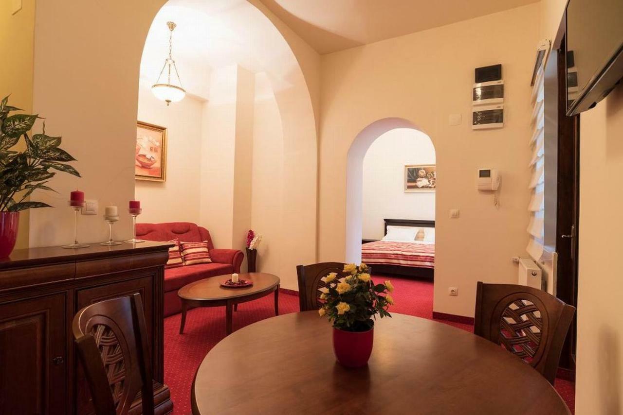 Apartament Baroc Timişoara Extérieur photo