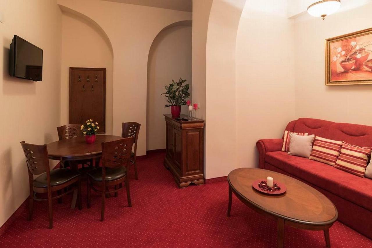 Apartament Baroc Timişoara Extérieur photo