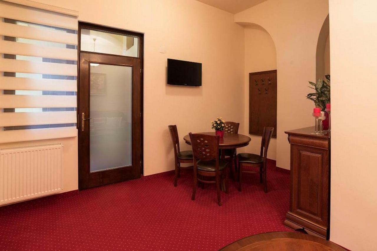 Apartament Baroc Timişoara Extérieur photo